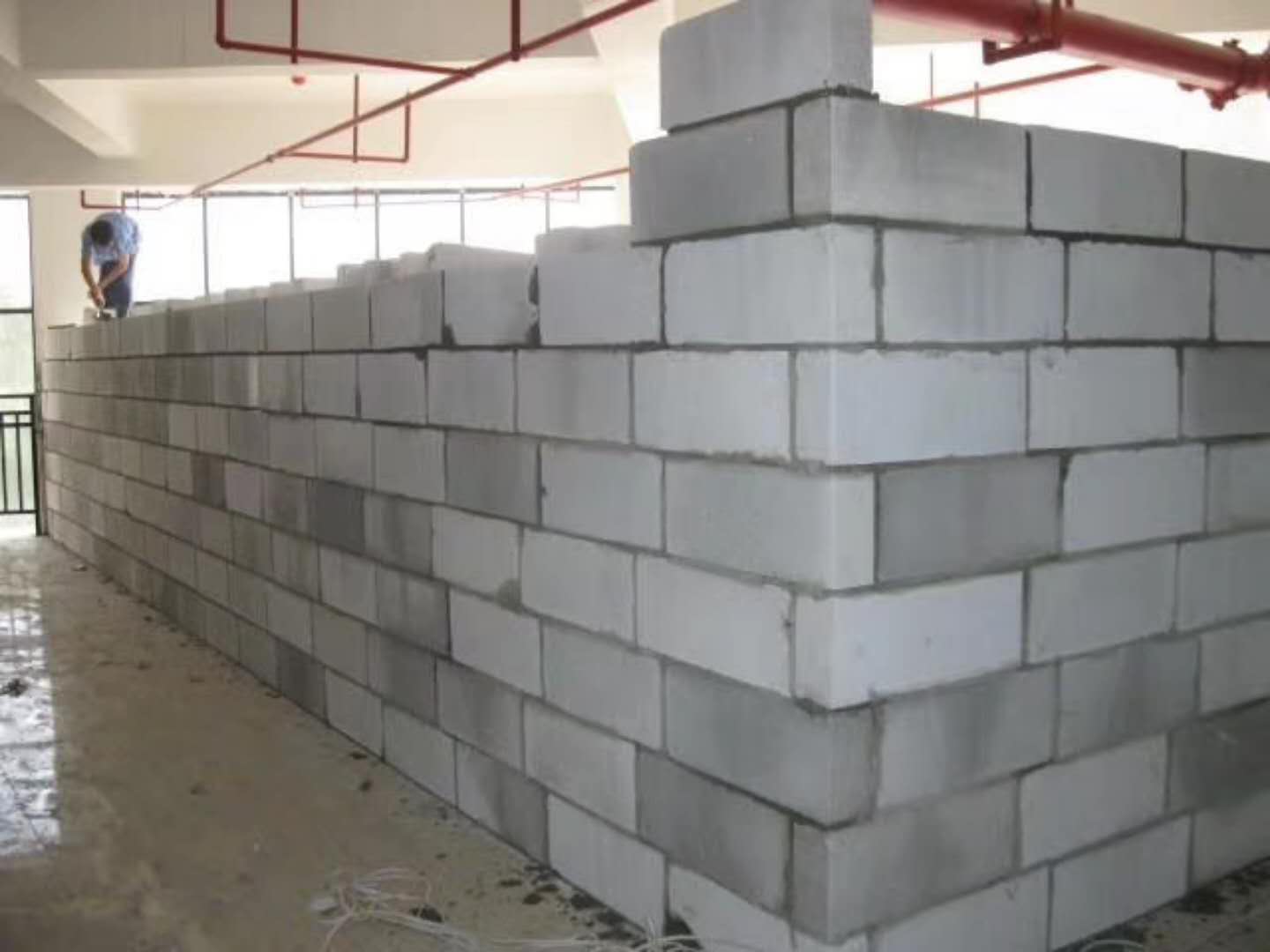 大新蒸压加气混凝土砌块承重墙静力和抗震性能的研究